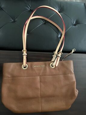 MICHAEL KORS Brown Pebbled Leather Tote with Contrast Strap Trim